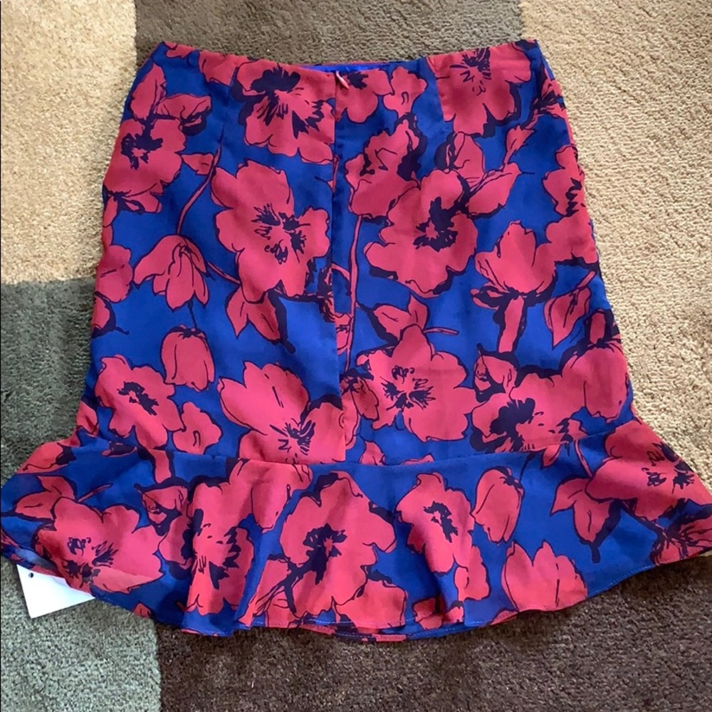 Cutest Ruffle Mini Skirt - Picture 3 of 4